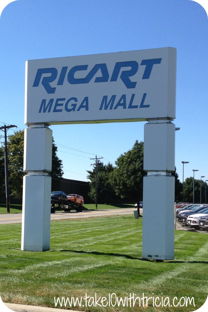 Ricart-Mega-Mall-blogger-event