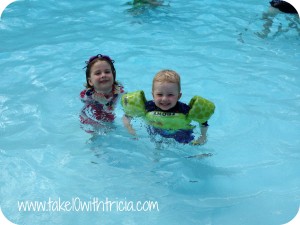 Henry-in-puddle-jumper-with-charlotte