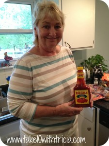 Mom-with-red-gold-ketchup