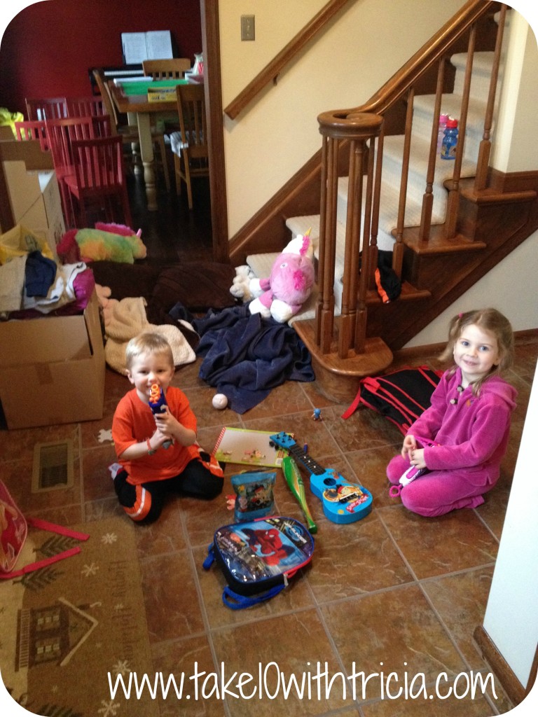 kid-clutter-foyer