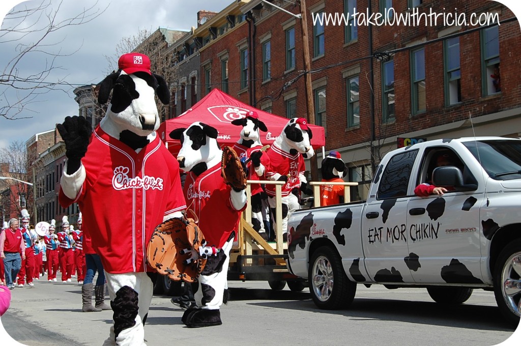 reds-opening-day-parade-chick-fil-a