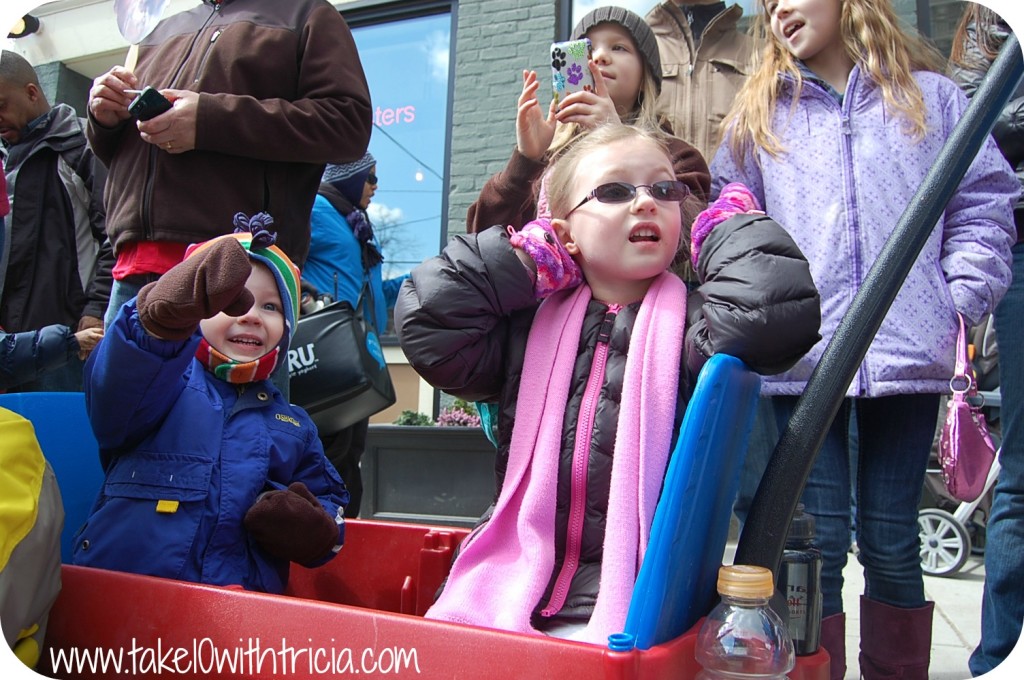 reds-opening-day-parade-henry-stella